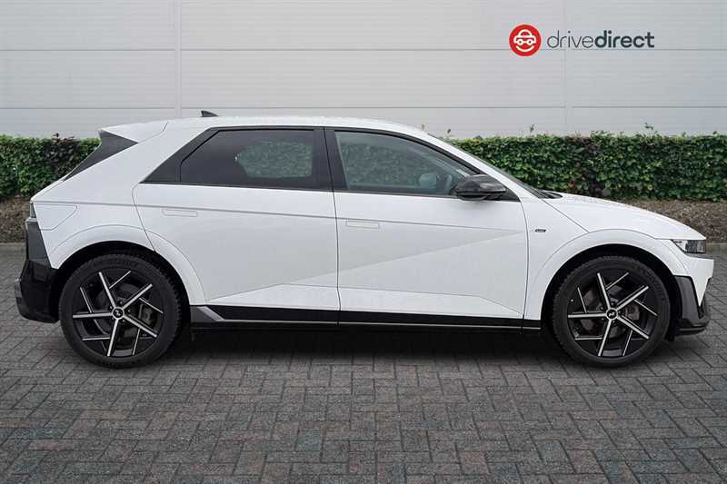 Hyundai Ioniq 5 84Kwh N Line Hatchback 228 Ps MJ25DME White #2