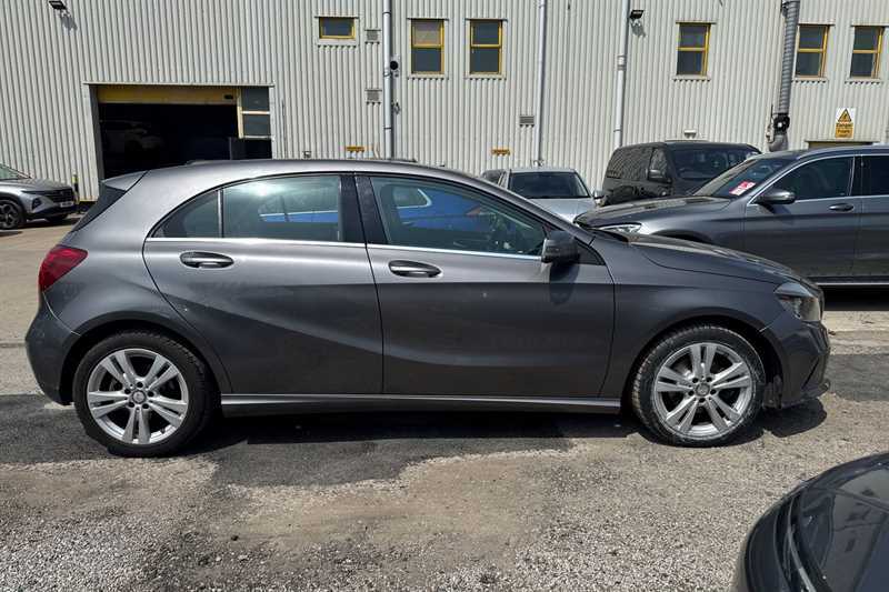 Mercedes-Benz A Class 1.5 A180d Sport Hatchback Euro 6 LY66LBF Grey #2