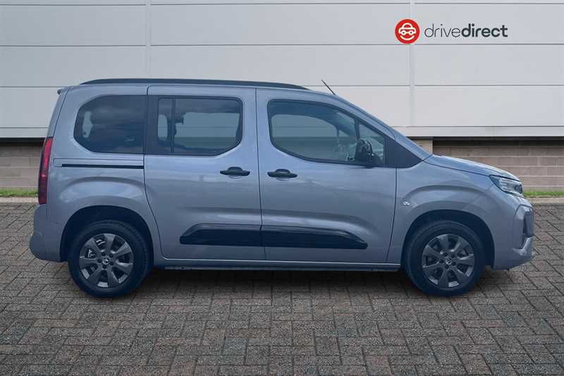 Vauxhall Combo-e Life 52Kwh Ultimate Mpv 7.4Kw Charge AP74DSU Grey #2
