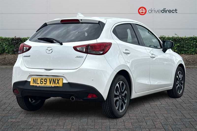 Mazda 2 1.5 Skyactiv-g Sport Nav Hatchback Man White #3