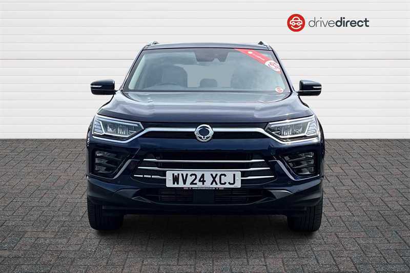 SsangYong Korando K35 White #8