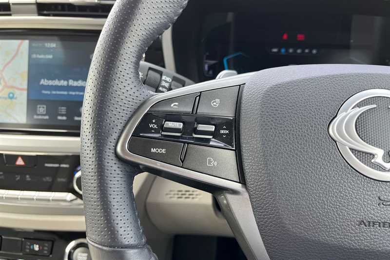 SsangYong Korando K35 White #21