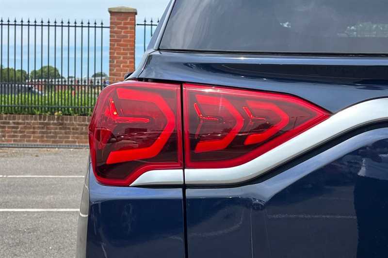 SsangYong Korando K35 White #31