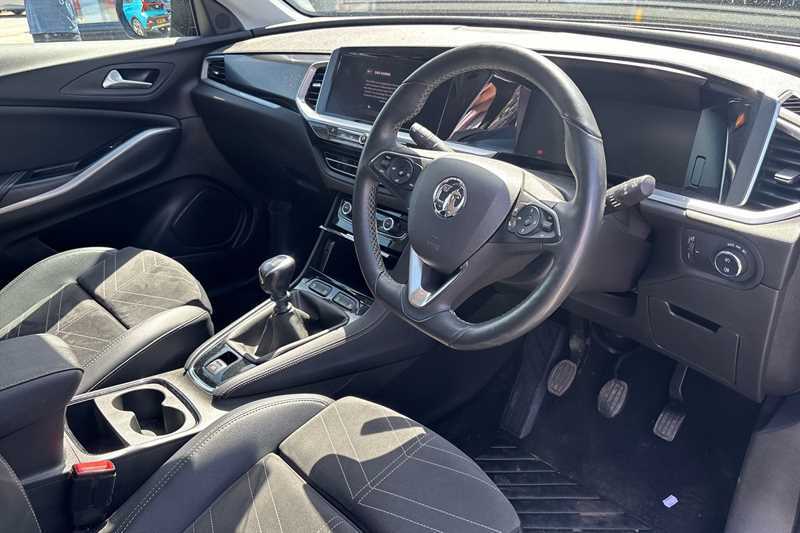 Vauxhall Grandland 1.2 Turbo Ultimate Suv Euro 6 S YY72HMD Grey #3