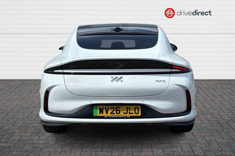 MG IM5 100Kwh Performance Saloon 4Wd 7 White #4