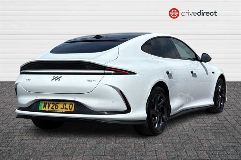 MG IM5 100Kwh Performance Saloon 4Wd 7 White #3