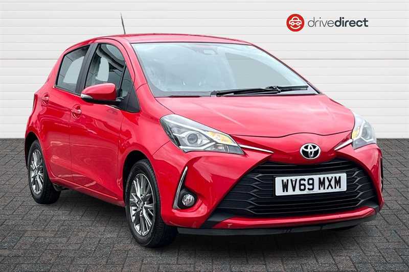 Toyota Yaris 1.5 Vvt-i Icon Hatchback Euro 6 Red