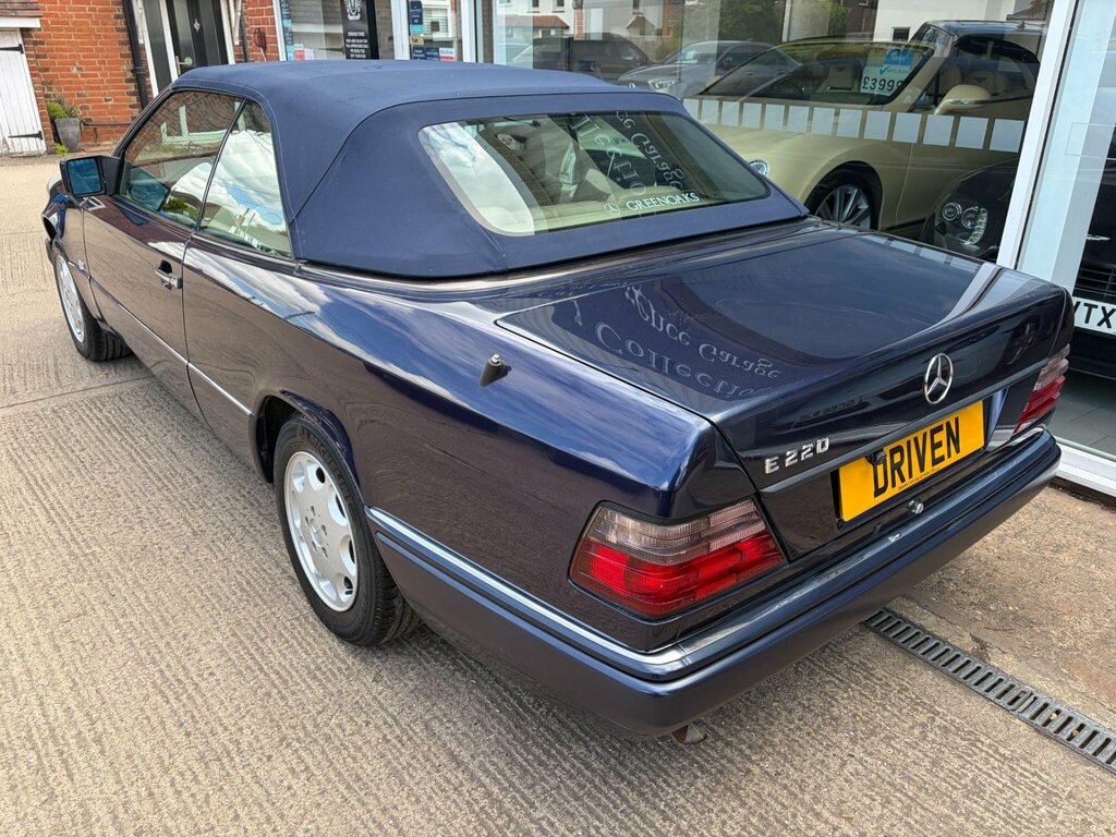 Mercedes-Benz E Class 2.3 E230 Elegance Blue #7