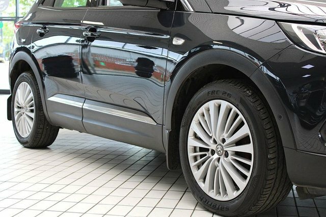 Vauxhall Grandland X Turbo D Blueinjection Tech WP68LJZ Grey #6