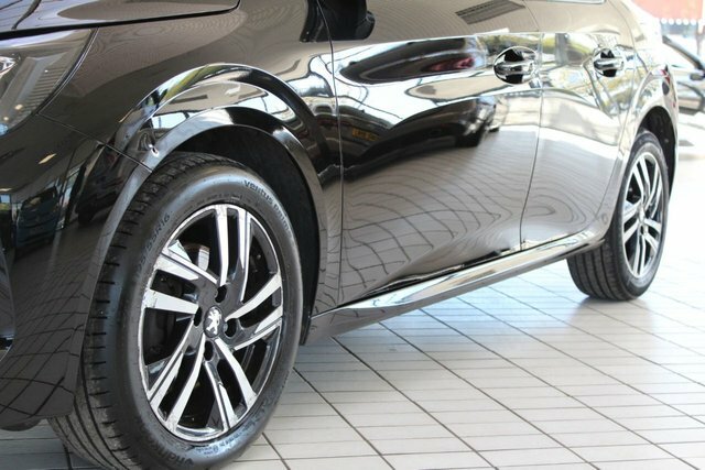 Peugeot 208 1.2 Puretech Active Premium Hatchback BD72MOV Black #4