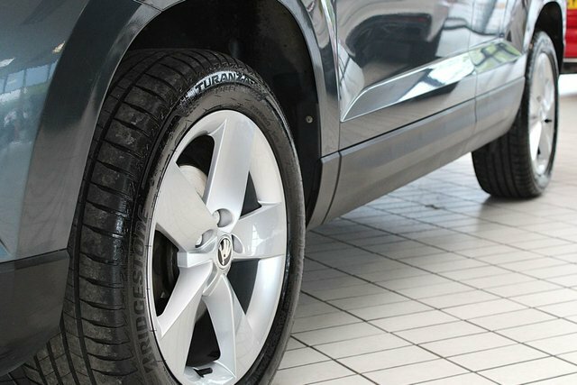Skoda Karoq Tsi Gpf Se Suv NY68XNL Grey #3
