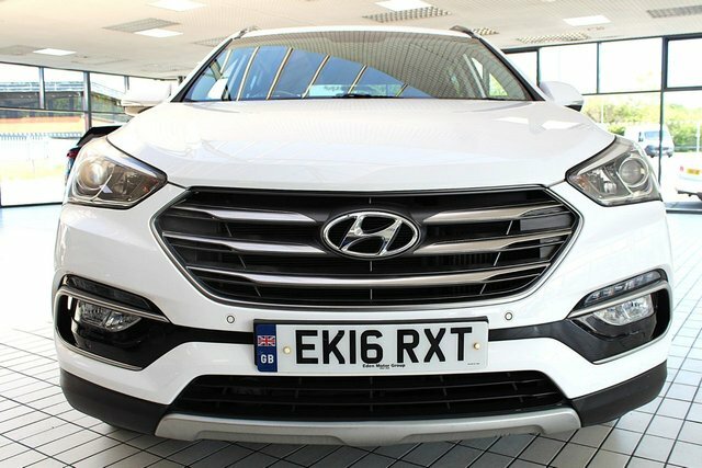 Hyundai Santa Fe 2.2 Crdi Blue Drive Premium Suv 4W EK16RXT White #4