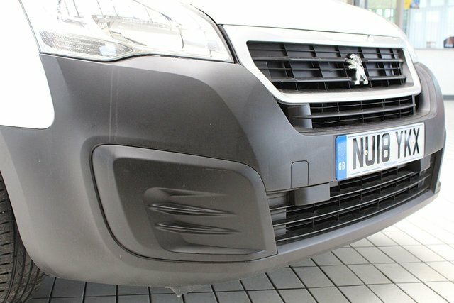 Peugeot Partner 1.6 Bluehdi 854 Professional Panel Van White #6