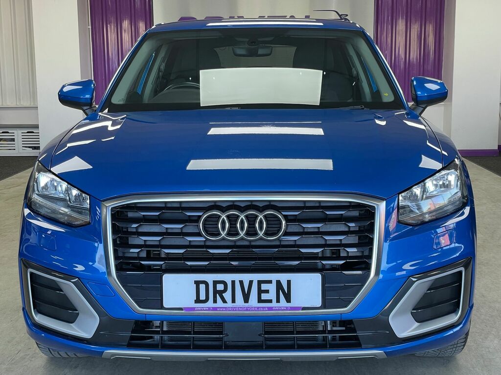 Audi Q2 Diesel CX19MDY Blue #5