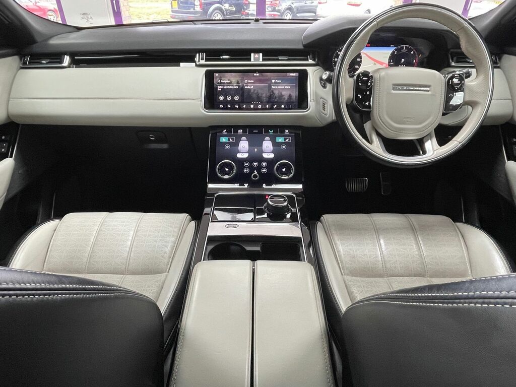 Land Rover Range Rover Velar Diesel WR19CWF Black #2