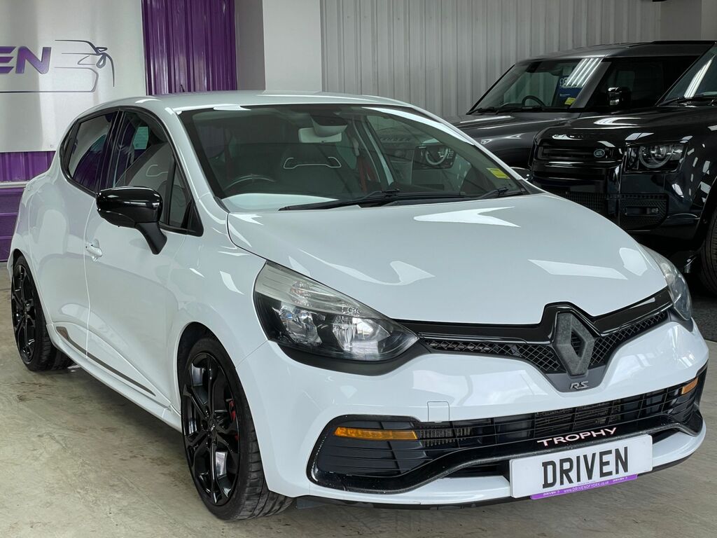 Renault Clio Petrol DS65APZ White #4