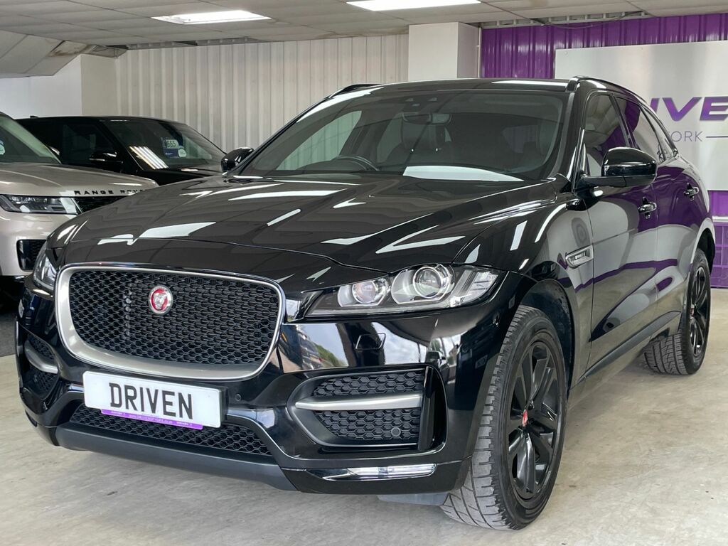 Jaguar F-Pace Diesel SV20XYS Black #5