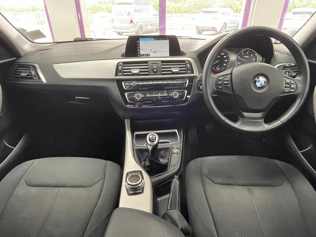BMW 1 Series Diesel LK68VKZ Blue #2