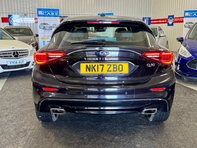 Infiniti Q30 1.5D Premium Tech Hatchback Euro Black #5