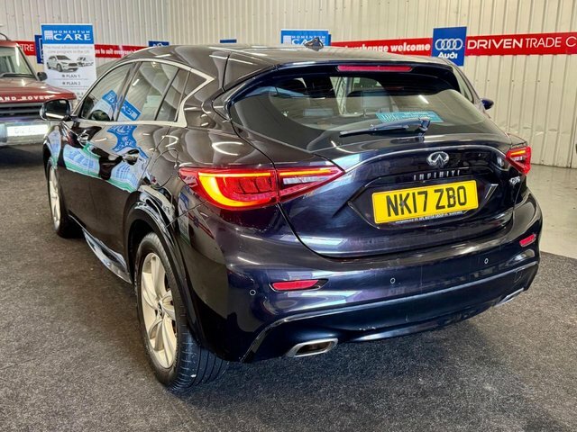 Infiniti Q30 1.5D Premium Tech Hatchback Euro Black #4