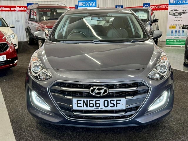 Hyundai I30 1.6 Crdi Blue Drive Se Hatchback EN66OSF Grey #2