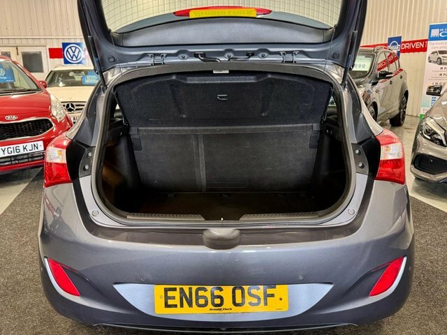 Hyundai I30 1.6 Crdi Blue Drive Se Hatchback EN66OSF Grey #6