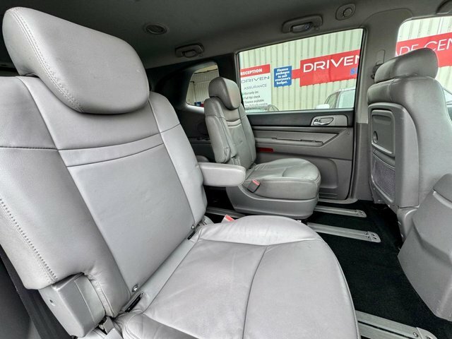 SsangYong Turismo 2.0 Es White #16