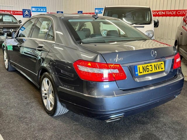 Mercedes-Benz E Class 2.1 E220 Cdi Blueefficiency Avantgarde Saloon Grey #4