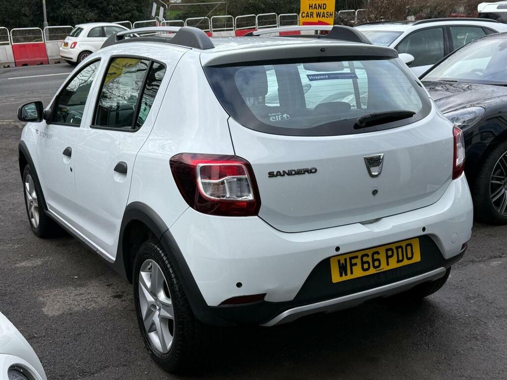 Dacia Sandero Stepway Hatchback 1.5 Dci Laureate Euro 6 Ss 2016 White #3