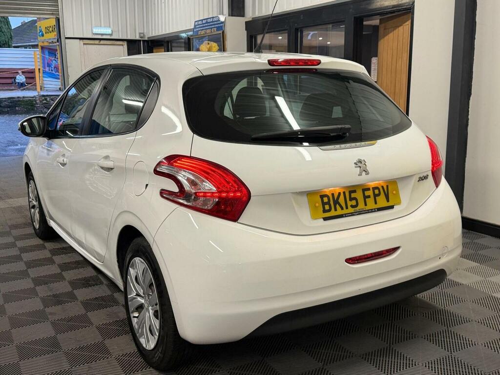 Peugeot 208 Hatchback 1.0 Vti Puretech Access Euro 5 201 BK15FPV White #3