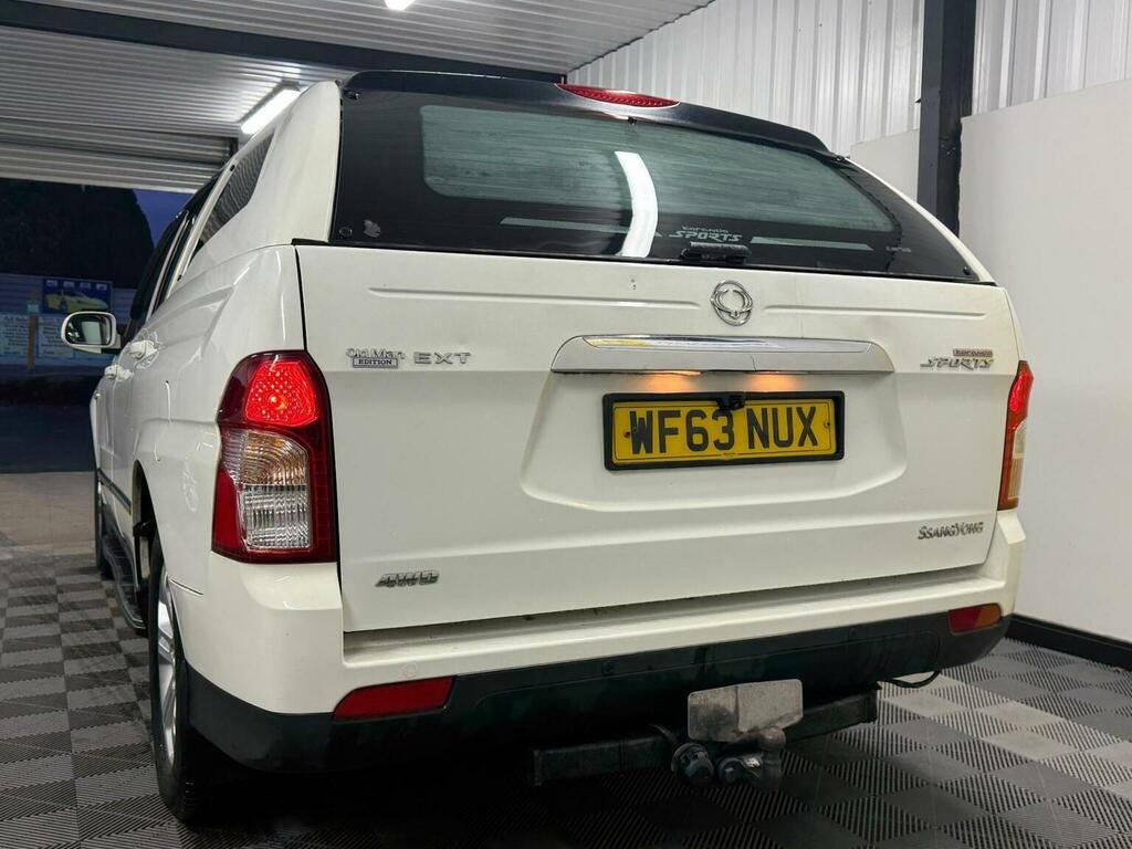 SsangYong Korando Sports 2L Ex Black #15