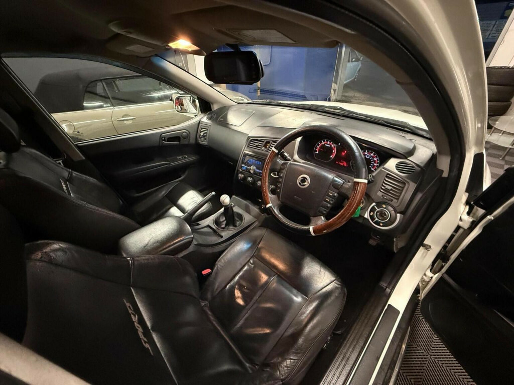 SsangYong Korando Sports 2L Ex Black #28