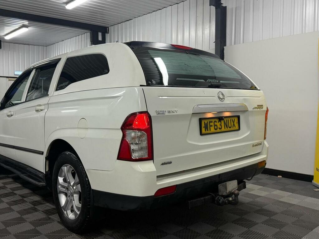 SsangYong Korando Sports 2L Ex Black #16