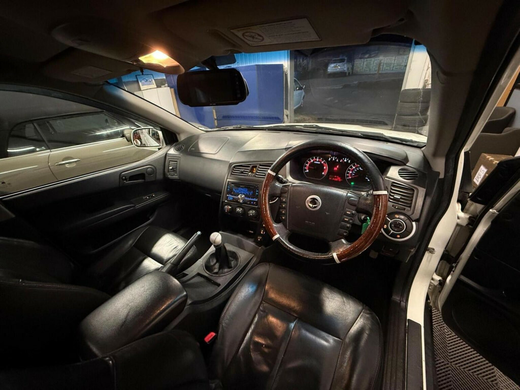 SsangYong Korando Sports 2L Ex Black #26