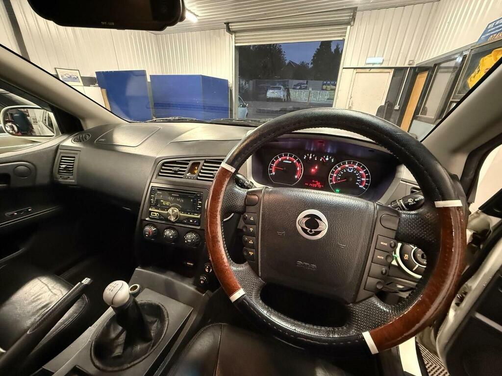 SsangYong Korando Sports 2L Ex Black #6