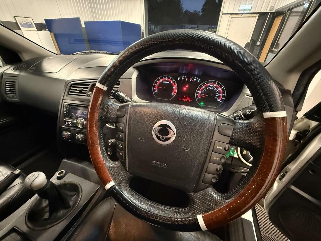 SsangYong Korando Sports 2L Ex Black #7