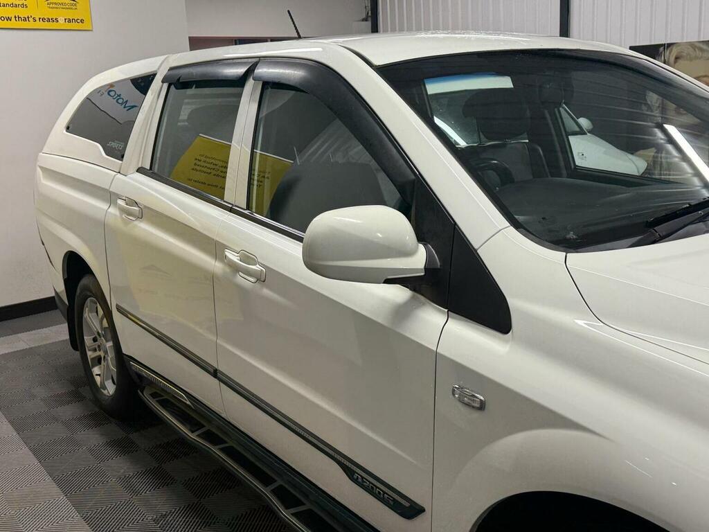 SsangYong Korando Sports 2L Ex Black #21