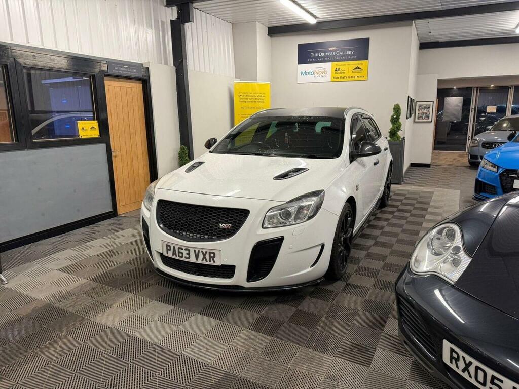 Vauxhall Insignia Estate 2.8T V6 Vxr Supersport Nav Sports Tourer 4W White