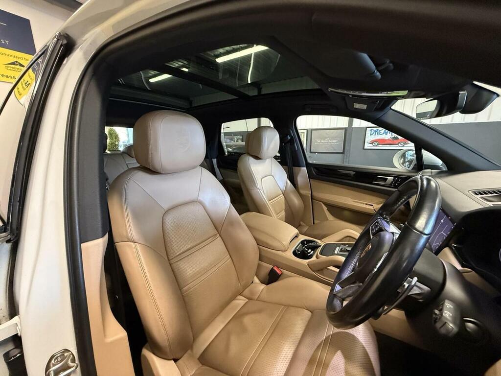 Porsche Cayenne Suv 3.0T V6 Tiptronics 4Wd Euro 6 Ss 2018 BW18AYV White #5