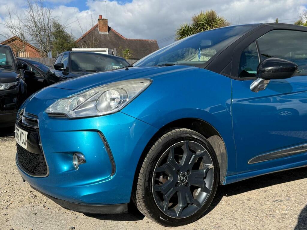Citroen DS3 Hatchback 1.6 E-hdi Airdream Dstyle Plus Euro 5 S YS62WGJ Blue #4