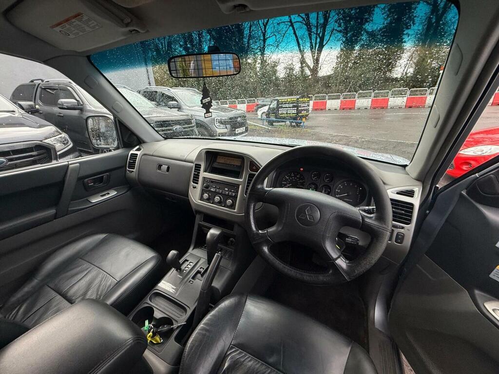 Mitsubishi Shogun Shogun Di-d Eleg-ce Lwb A Grey #21