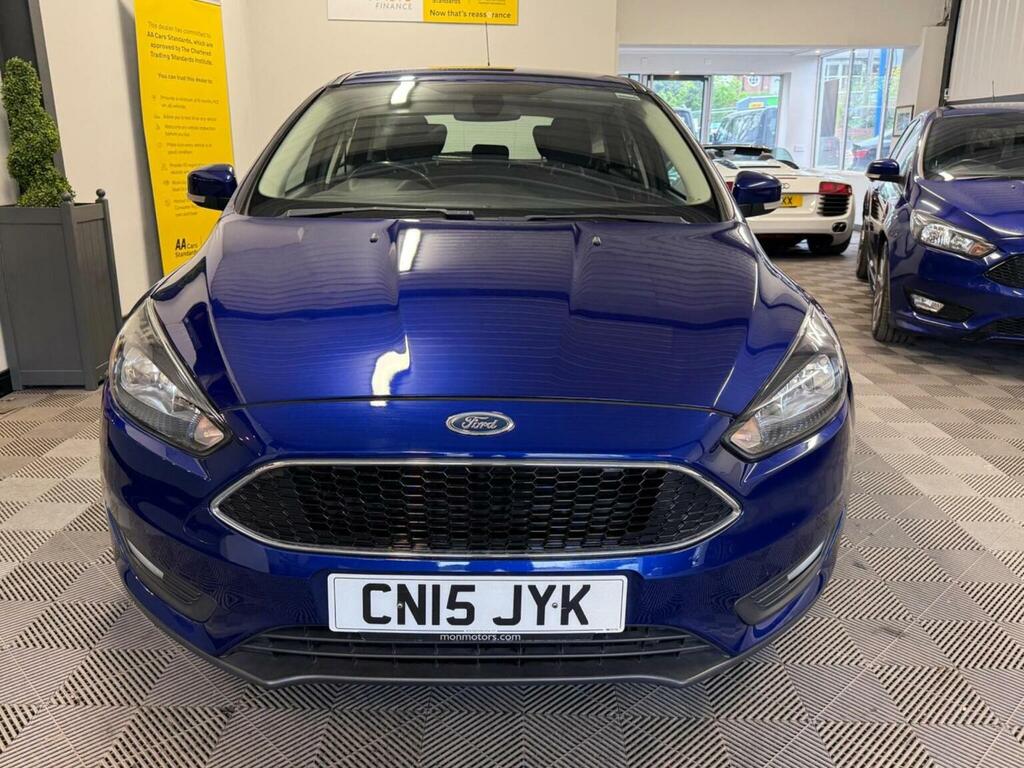 Ford Focus Hatchback 1.6 Tdci Zetec Euro 5 Ss 201515 CN15JYK Blue #5