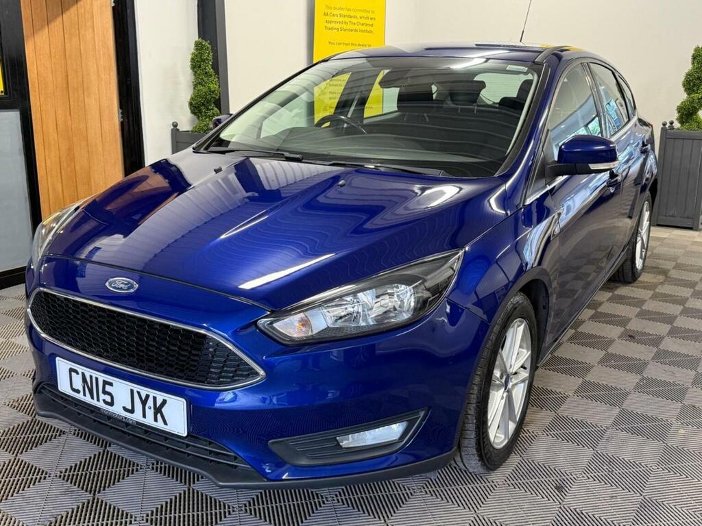 Ford Focus Hatchback 1.6 Tdci Zetec Euro 5 Ss 201515 CN15JYK Blue #2