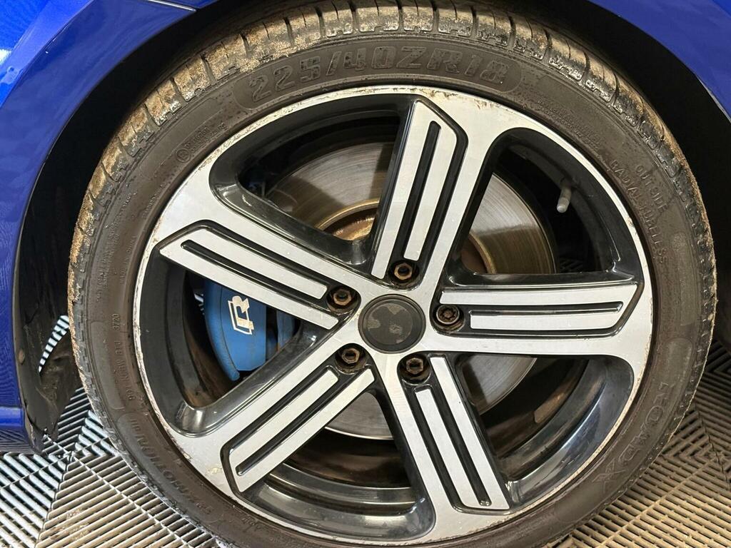 Volkswagen Golf Hatchback 2.0 Tsi Bluemotion Tech R 4Motion Euro 6 MD64LVW Blue #6
