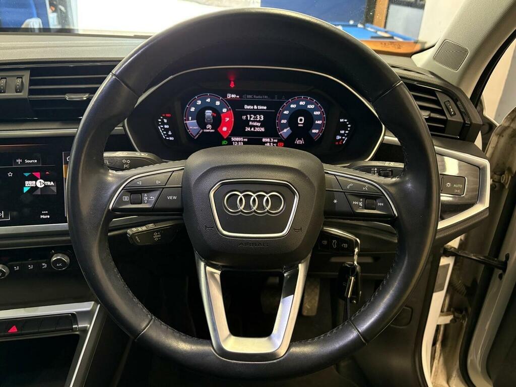 Audi Q3 Suv 1.5 Tfsi Cod 35 S Line Euro 6 Ss 2019 VO69HKZ White #6