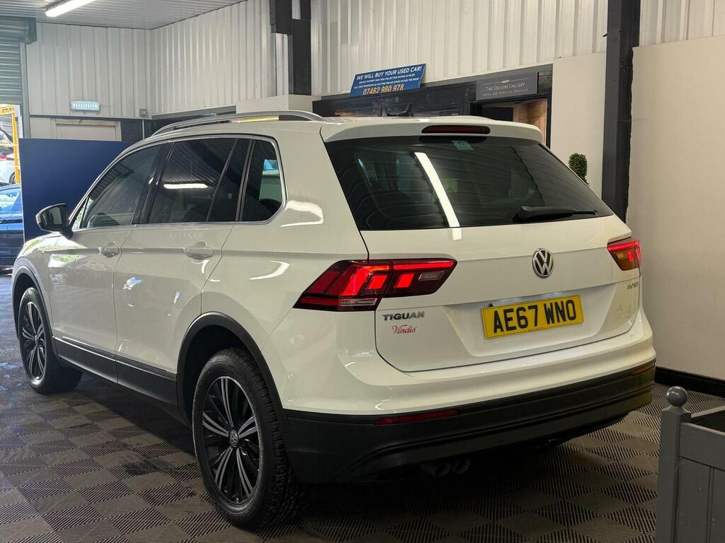 Volkswagen Tiguan Suv 2.0 Tdi Se Navigation Dsg 4Motion Euro 6 Ss AE67WNO White #3