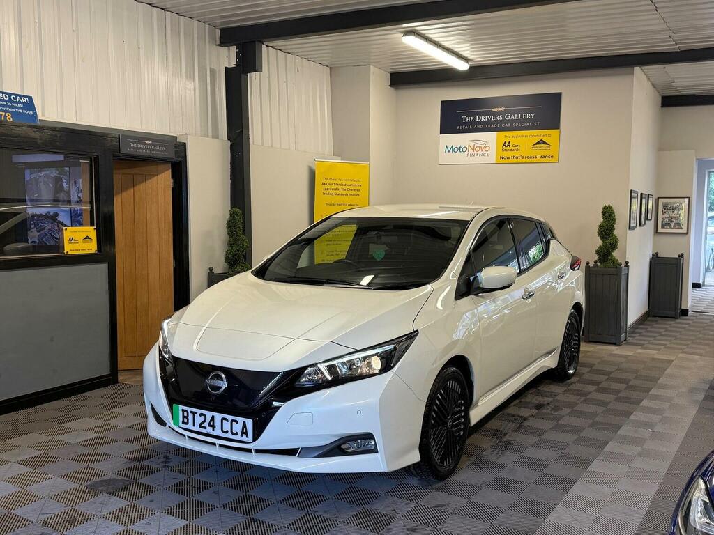 Nissan Leaf Hatchback 39Kwh N-connecta 202424 White
