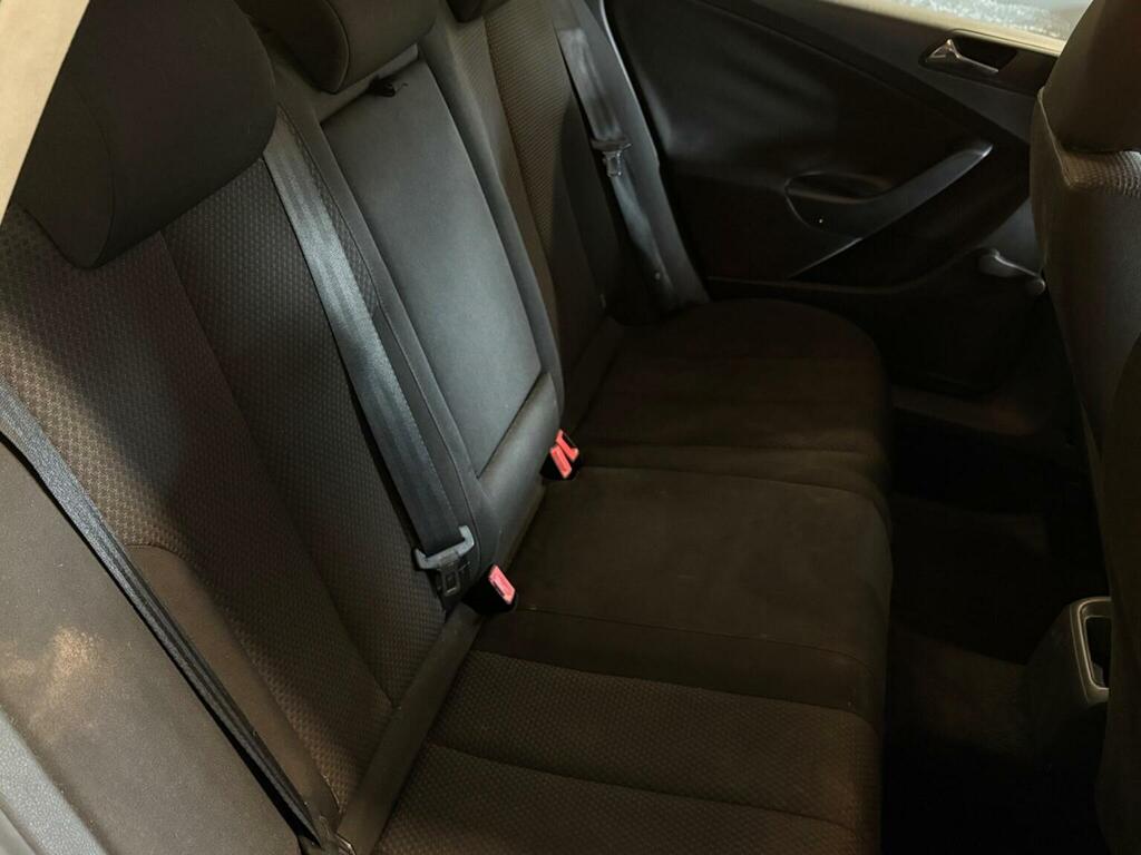 Volkswagen Passat Passat Sel Tdi Black #24