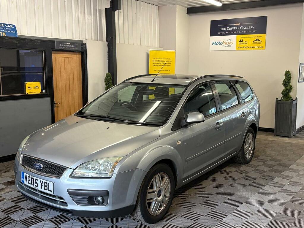 Ford Focus Estate 2.0 Ghia 200505 Silver #6