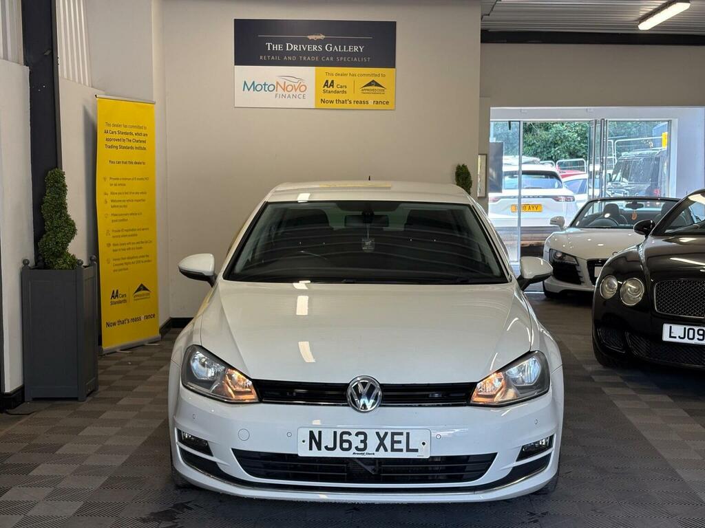 Volkswagen Golf Hatchback 2.0 Tdi Bluemotion Tech Gt Euro 5 Ss NJ63XEL White #3